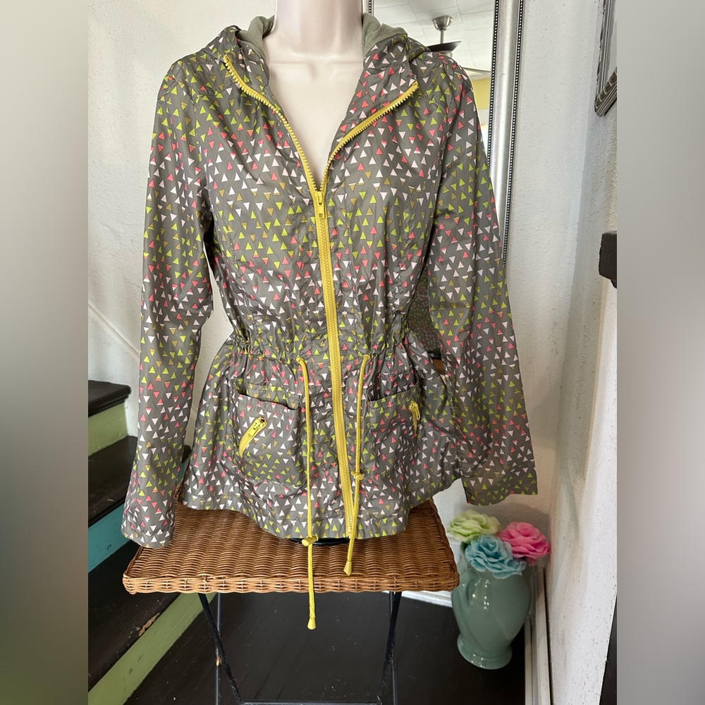 Cute Mossimo Rain Coat with hood.  Size M